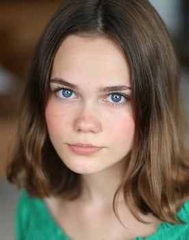 Oona Laurence