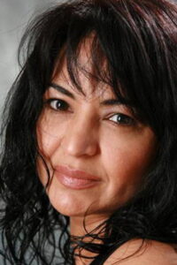 Leila D'Issernio